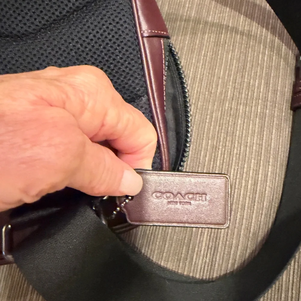 Coach CV763 racer sling pack in signature canvas Black Current unisex